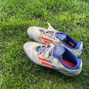 Adidas Cleats f50s 8.5